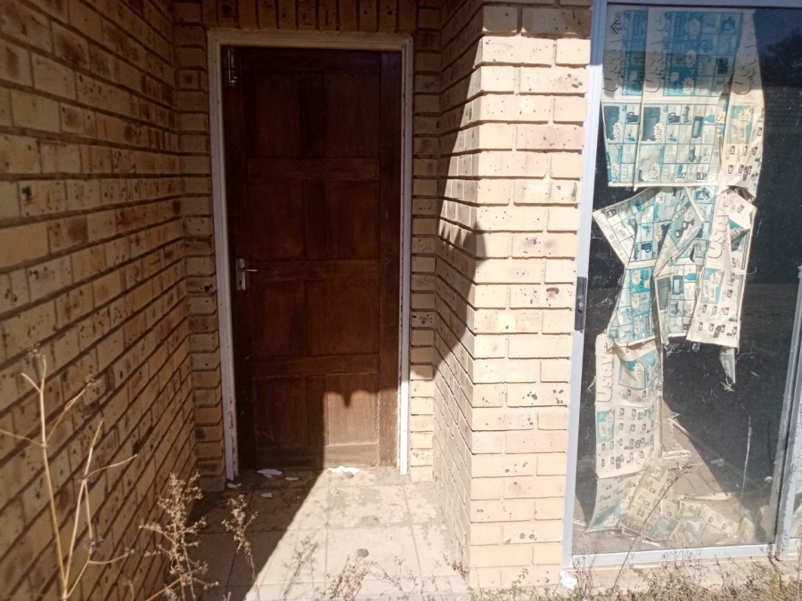 8 Bedroom Property for Sale in Brandfort Free State